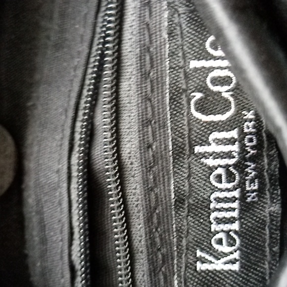 Kenneth Cole Small Black Evening Purse - Picture 3 of 5